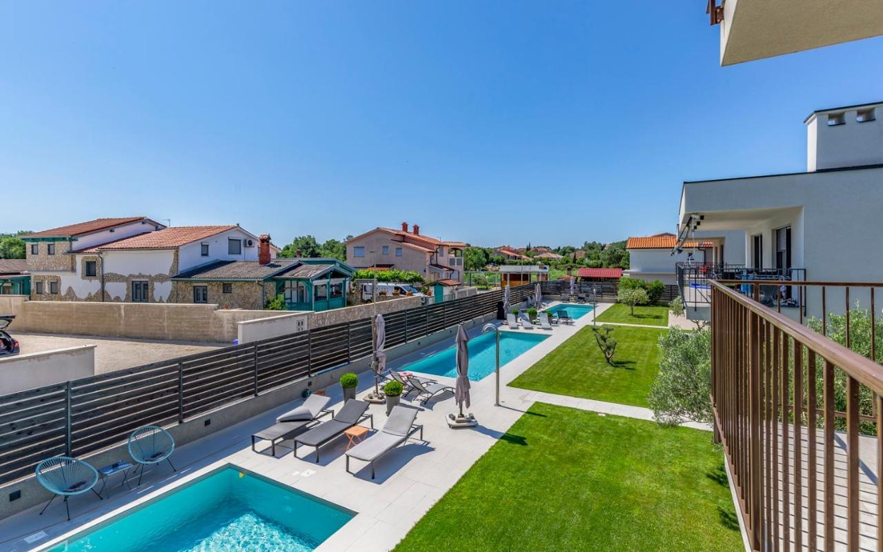 Ap Caci Mit Pool - Istriensonne 0712-0737 Apartment Medulin Exterior photo