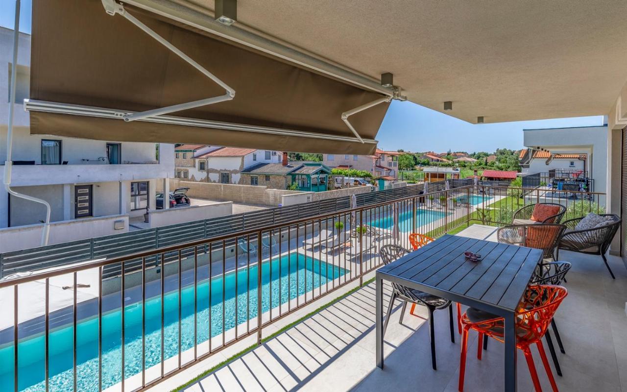 Ap Caci Mit Pool - Istriensonne 0712-0737 Apartment Medulin Exterior photo