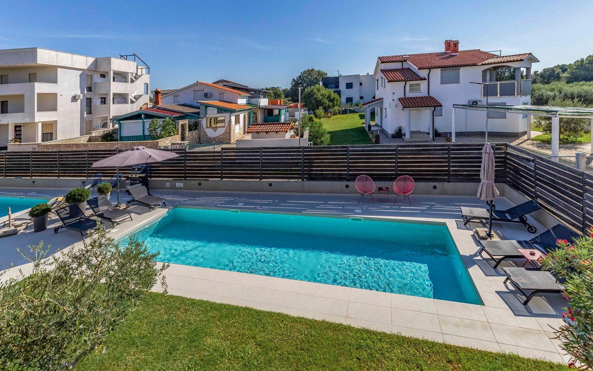 Ap Caci Mit Pool - Istriensonne 0712-0737 Apartment Medulin Exterior photo